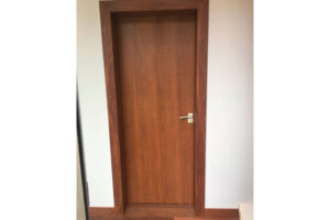 Portas e Batentes